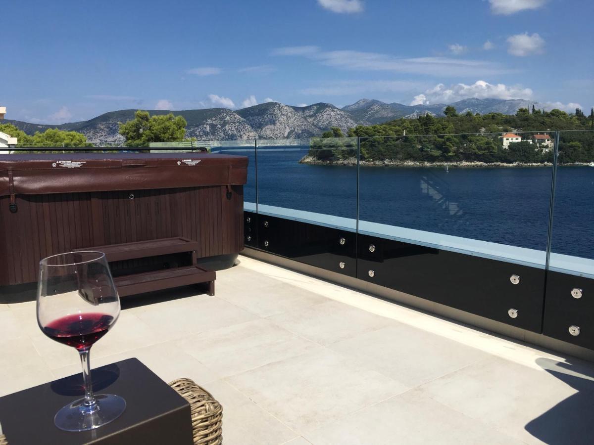 High View-A Seaside Villa With Huge Jacuzzi Рачище Екстер'єр фото